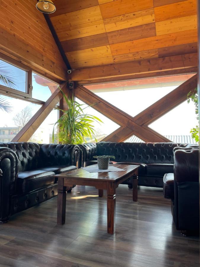 Granarollo Penzion Pizzeria Mlynany Buitenkant foto