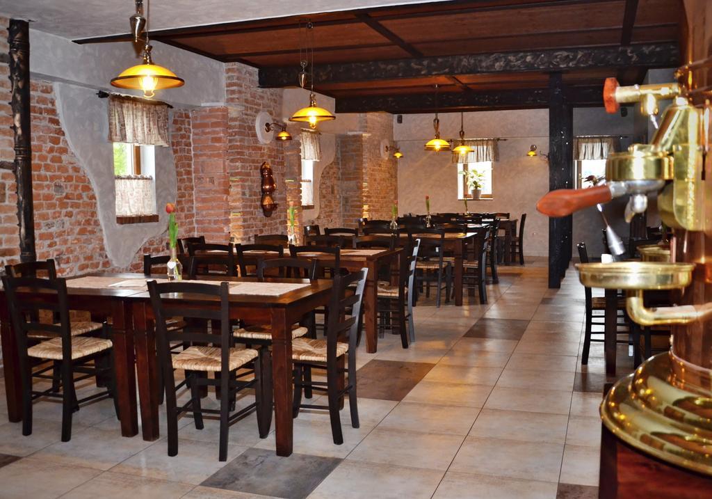 Granarollo Penzion Pizzeria Mlynany Buitenkant foto